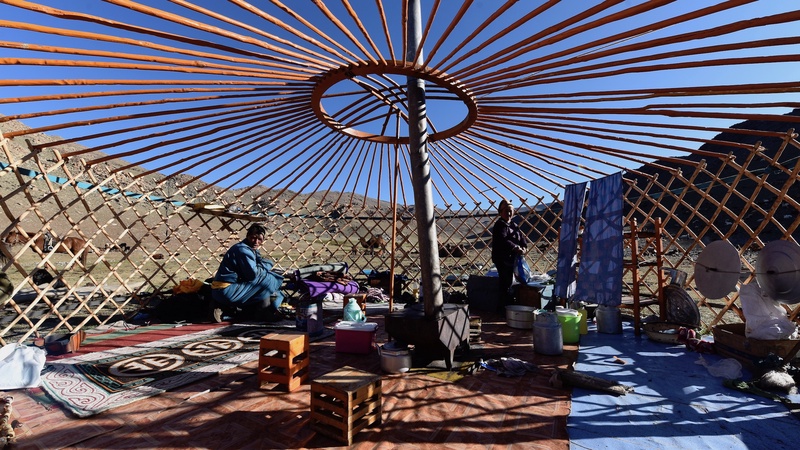 Construction and Deconstruction of a Mongolian Ger