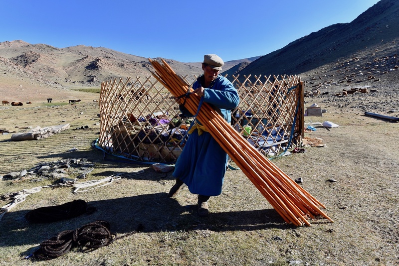 Construction and Deconstruction of a Mongolian Ger