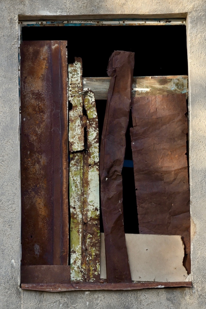 Mongolian Ghost Town's Windows