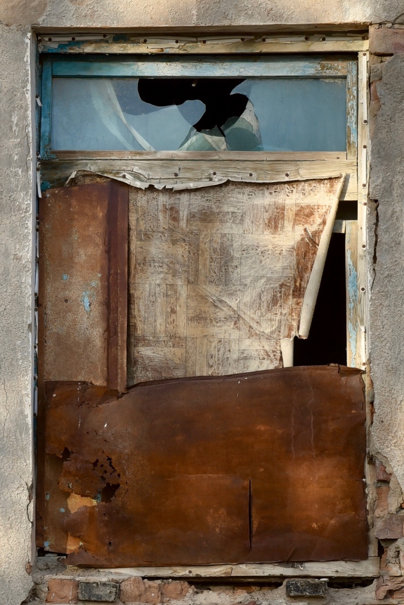 Mongolian Ghost Town's Windows