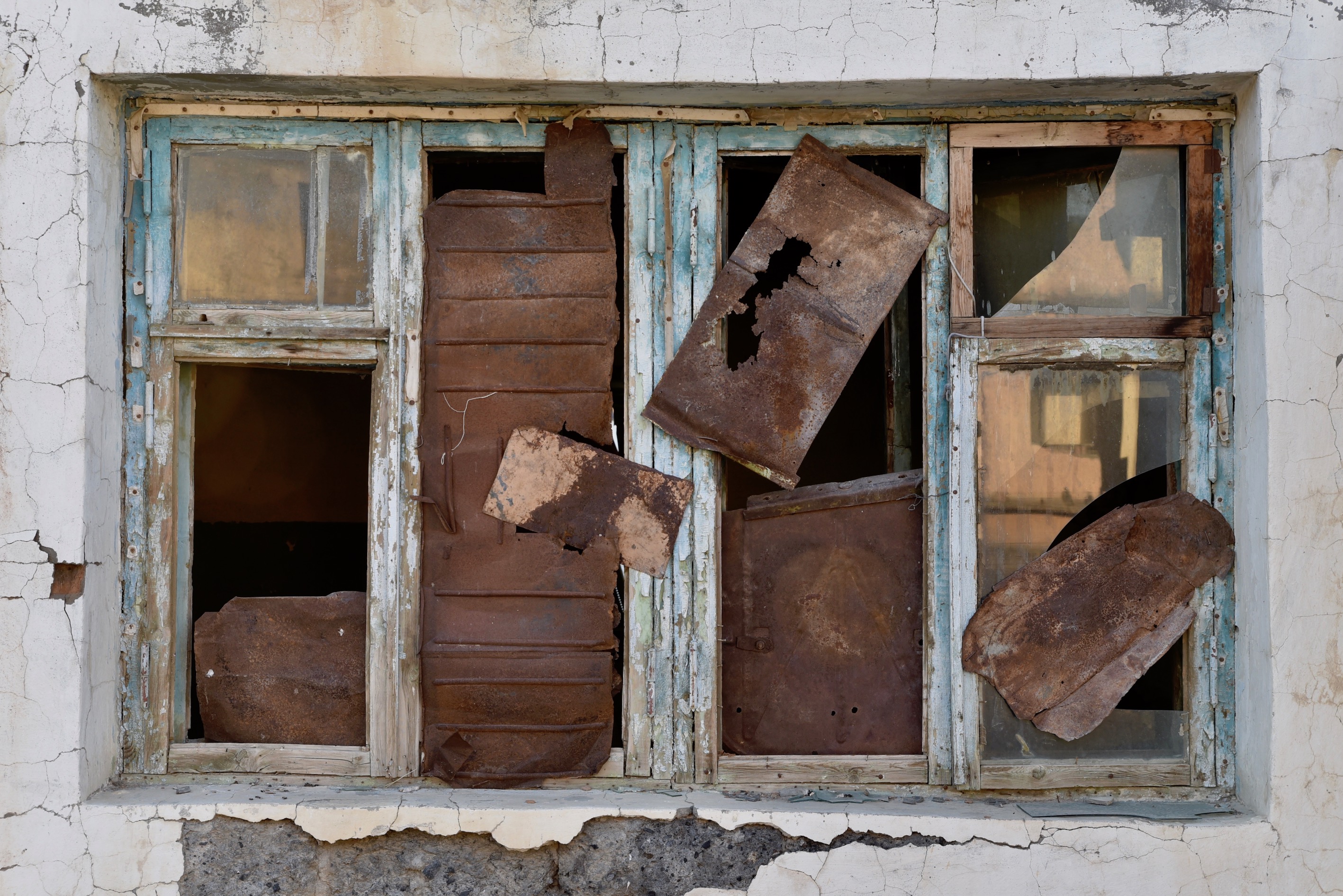 Mongolian Ghost Town's Windows