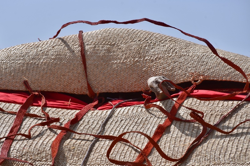 Chad: Building up a Wedding Tent